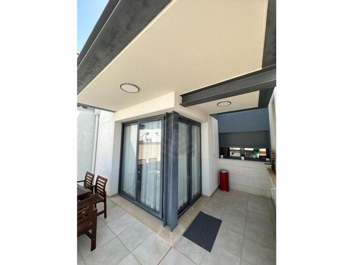 Image No.42-3 Bed House for sale