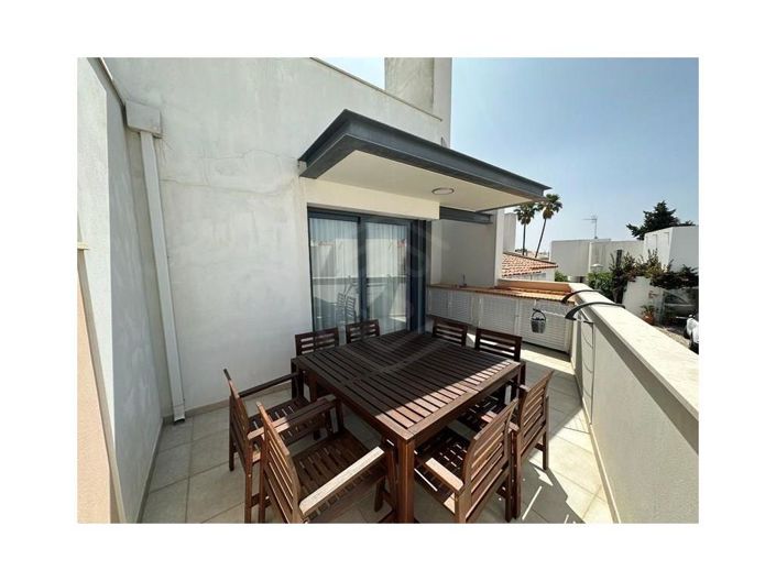 Image No.43-3 Bed House for sale