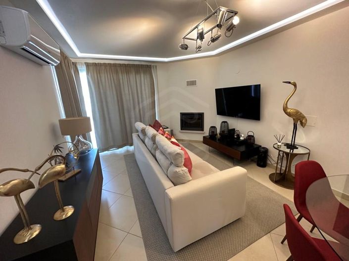 Image No.7-3 Bed House for sale