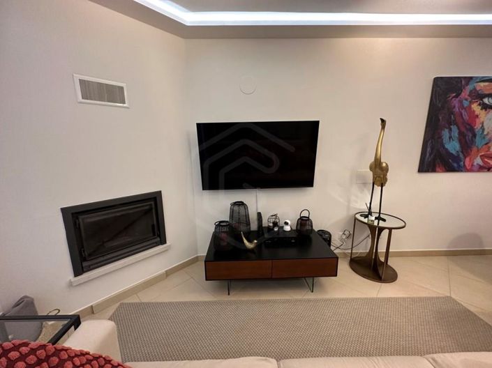 Image No.9-3 Bed House for sale