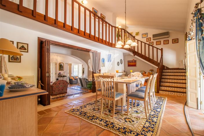 Image No.11-3 Bed House for sale