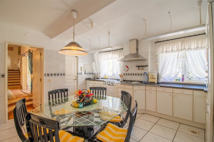 Image No.22-3 Bed House for sale