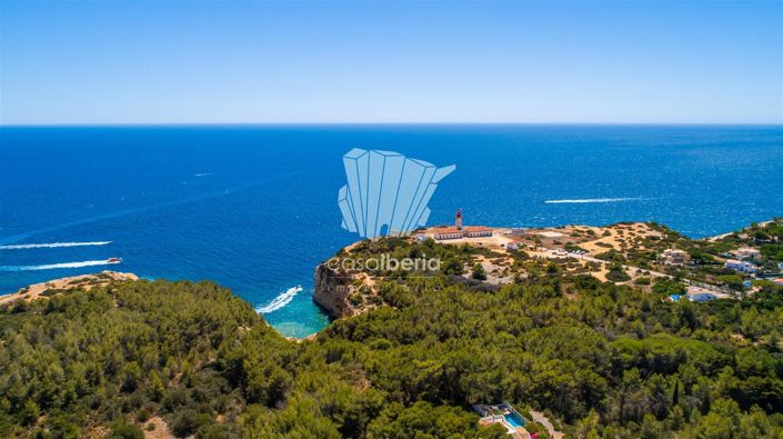 Image No.8-3 Bed House for sale