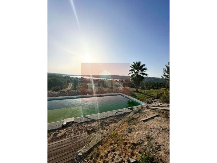 Image No.13-5 Bed House for sale