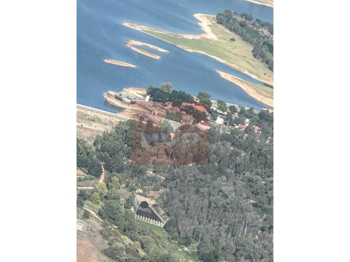 Image No.16-5 Bed House for sale