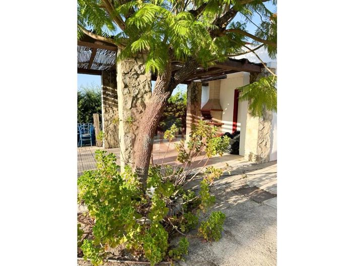 Image No.4-5 Bed House for sale