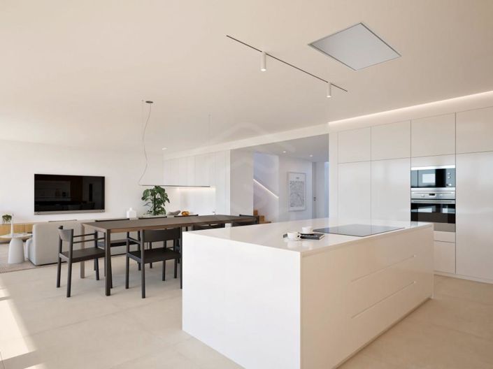 Image No.5-4 Bed House for sale
