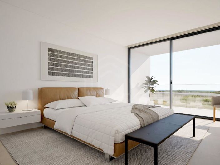 Image No.9-4 Bed House for sale