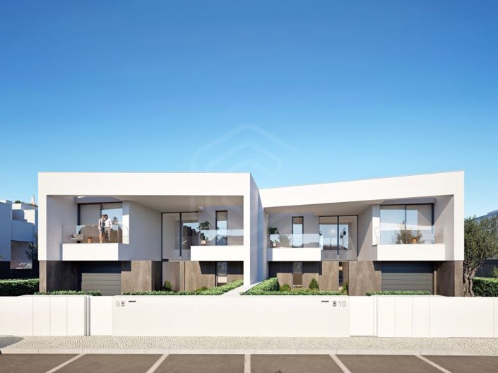 Image No.23-4 Bed House for sale