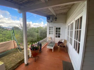 1 - Loule, House