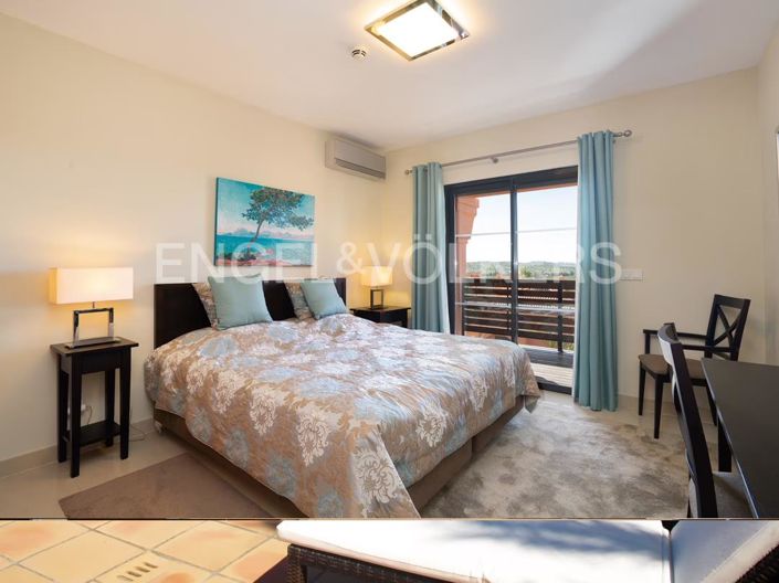 Image No.12-3 Bed House for sale