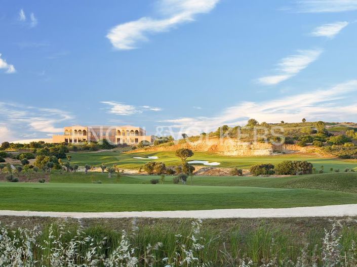 Image No.26-3 Bed House for sale