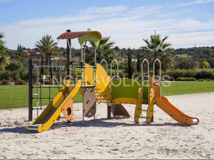 Image No.29-3 Bed House for sale