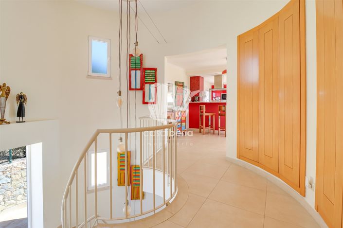 Image No.22-4 Bed House for sale