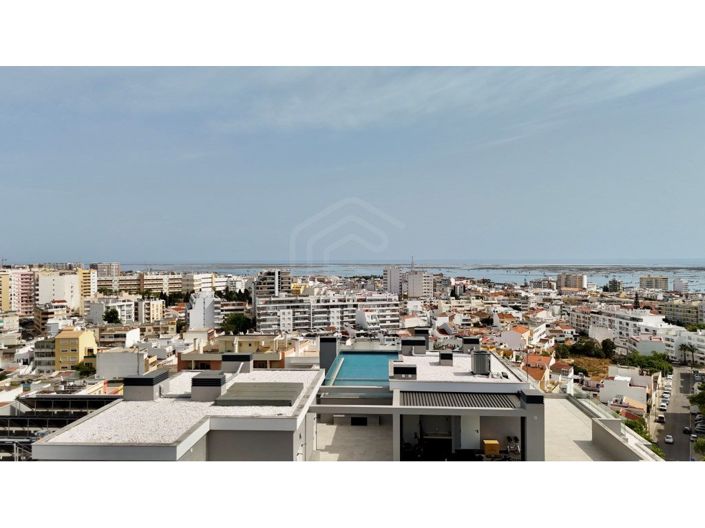 Image No.22-3 Bed Apartment for sale