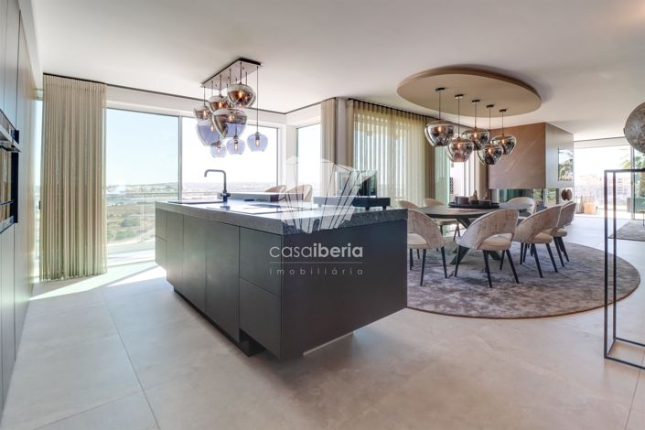 Image No.4-6 Bed Apartment for sale