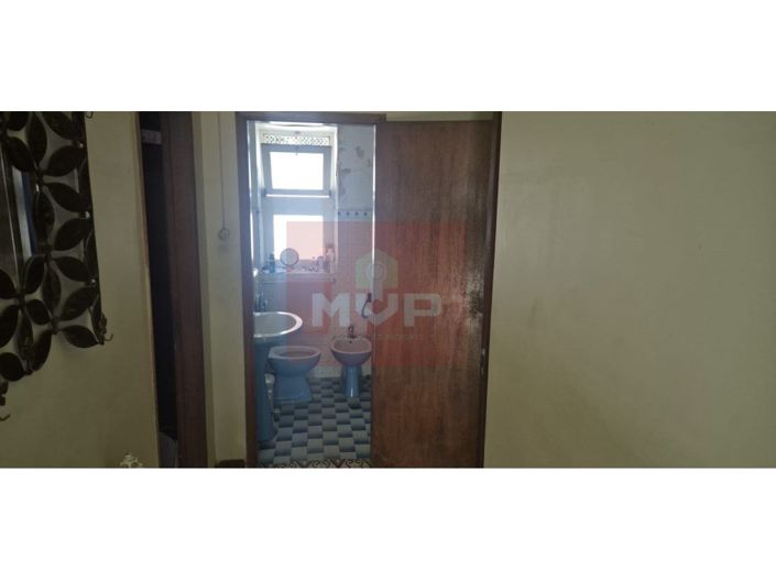 Image No.30-2 Bed House for sale