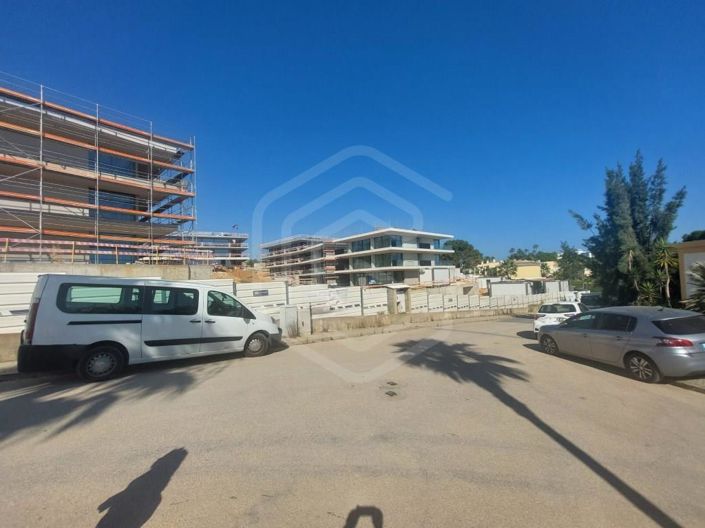 Image No.21-2 Bed Apartment for sale