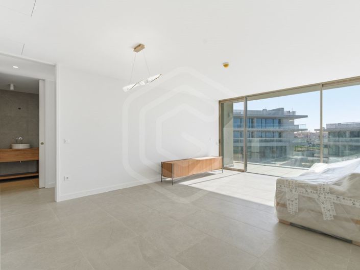 Image No.9-2 Bed Apartment for sale