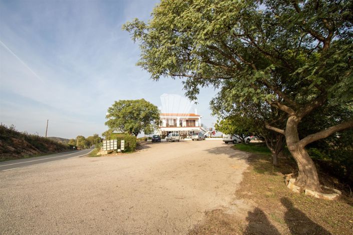 Image No.52-3 Bed House for sale