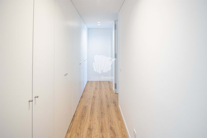 Image No.21-2 Bed Apartment for sale