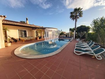 1 - Lagoa, House