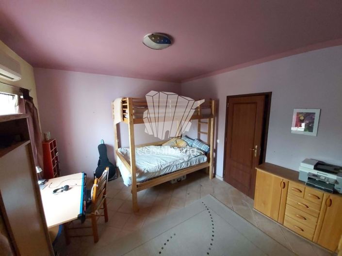 Image No.16-3 Bed House for sale