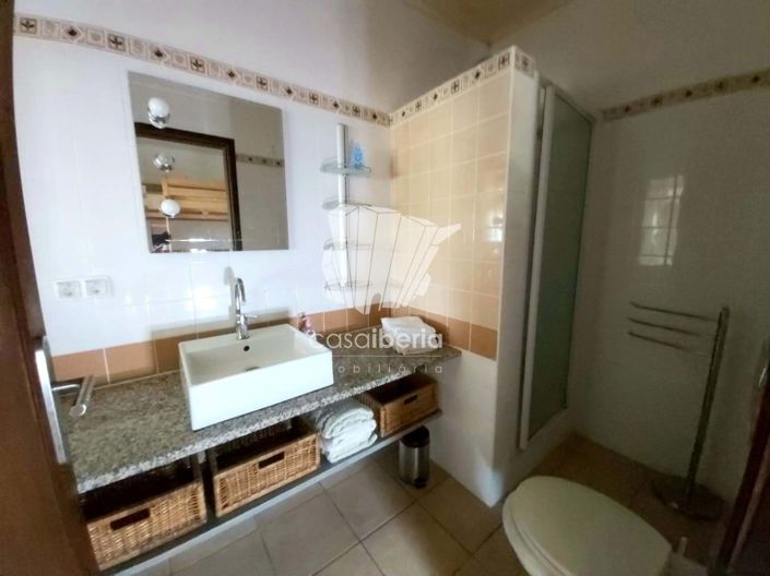 Image No.26-3 Bed House for sale
