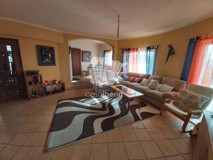 Image No.3-3 Bed House for sale