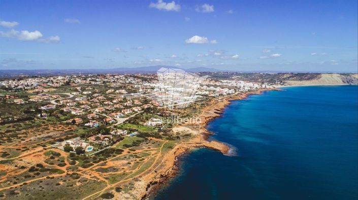 Image No.33-3 Bed House for sale