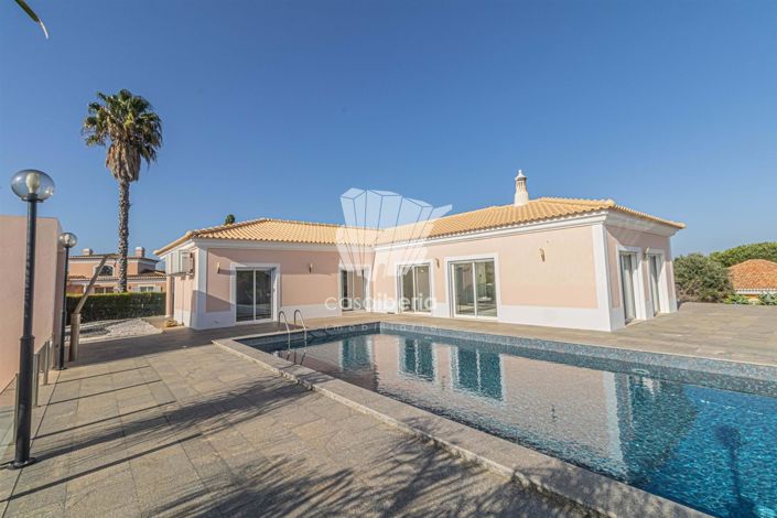 Image No.1-3 Bed House for sale