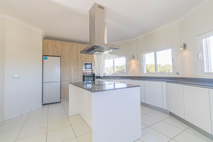 Image No.14-3 Bed House for sale