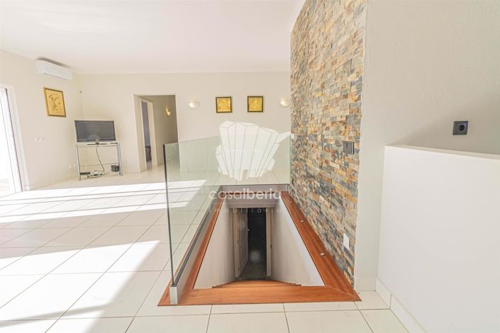 Image No.23-3 Bed House for sale