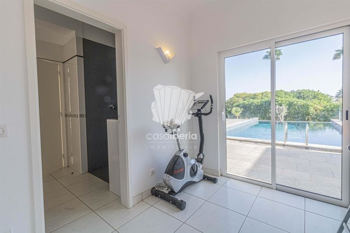 Image No.27-3 Bed House for sale