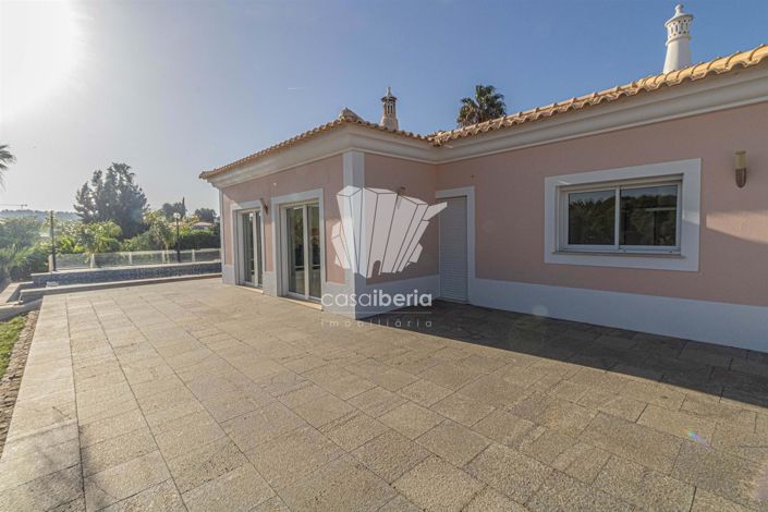 Image No.32-3 Bed House for sale