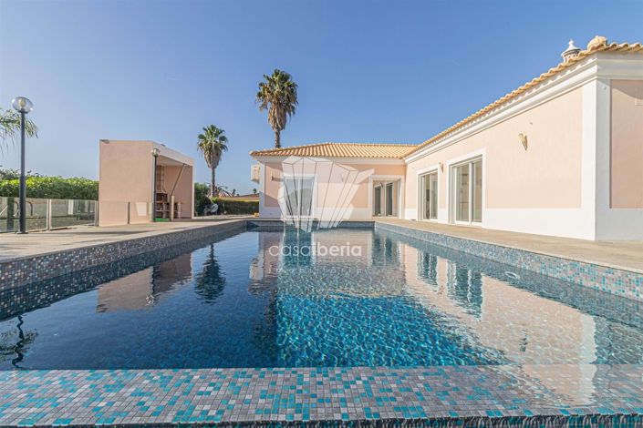 Image No.36-3 Bed House for sale