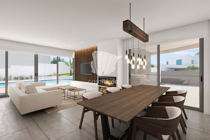 Image No.16-3 Bed House for sale