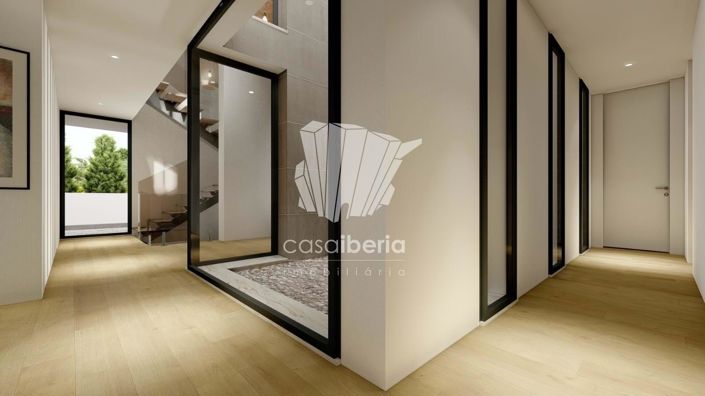 Image No.18-5 Bed House for sale