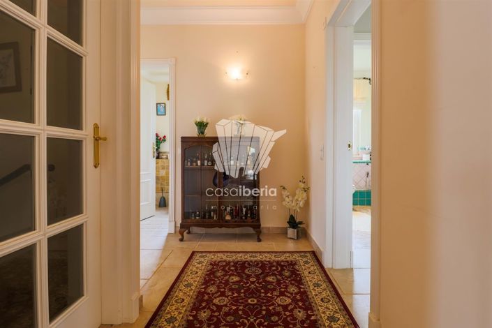 Image No.40-5 Bed House for sale