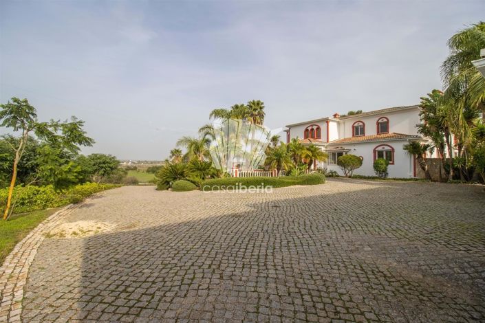 Image No.54-5 Bed House for sale