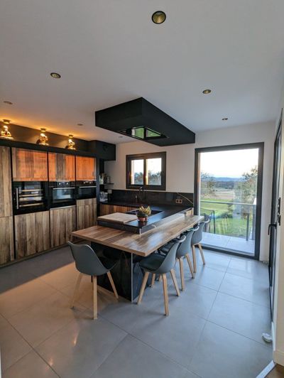 Image No.4-4 Bed House for sale