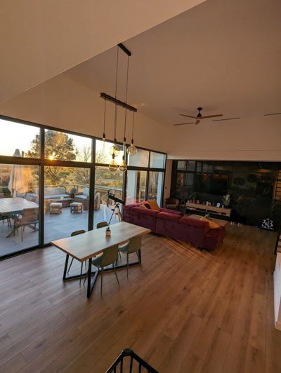 Image No.5-4 Bed House for sale