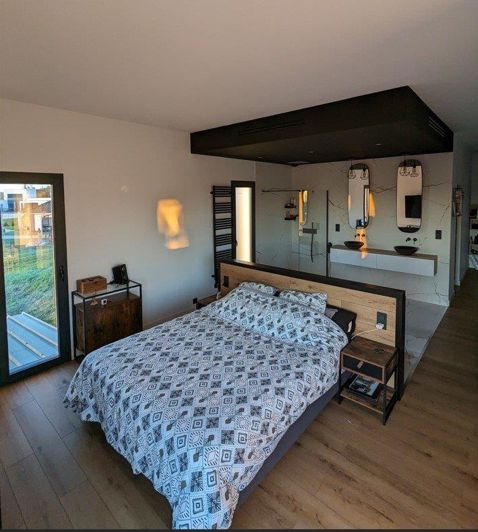 Image No.7-4 Bed House for sale