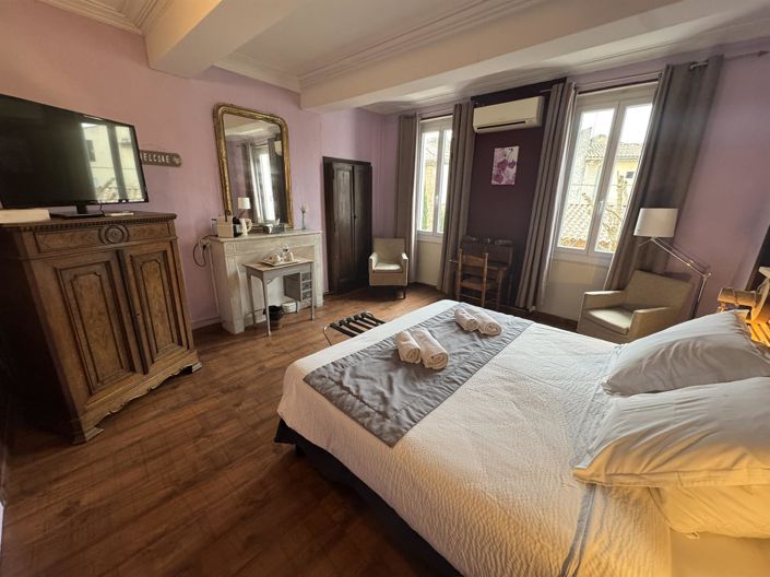 Image No.14-7 Bed House for sale