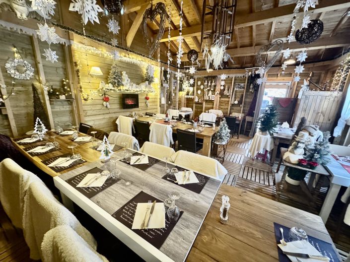 Image No.24-7 Bed House for sale