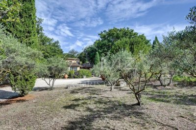 1 - Lourmarin, Maison