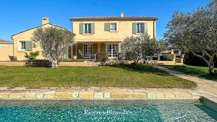 Image No.1-4 Bed House for sale