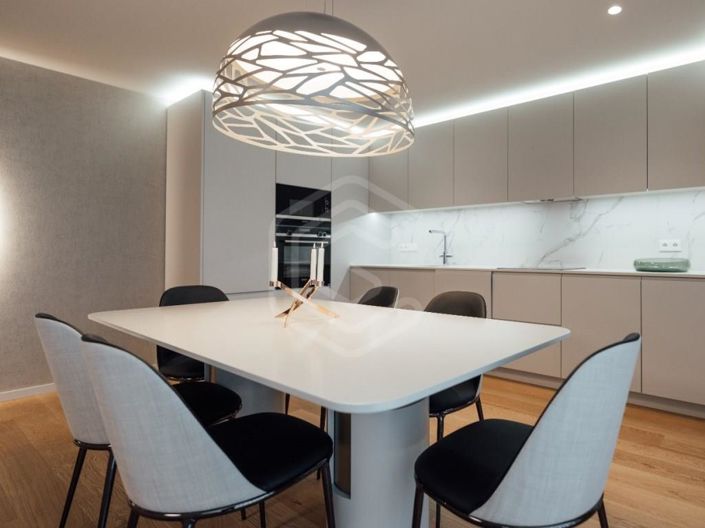 Image No.6-4 Bed Apartment for sale