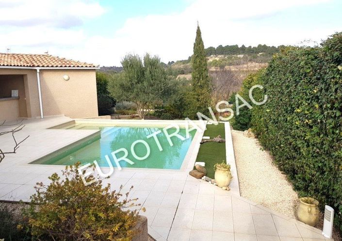 Image No.1-3 Bed House for sale