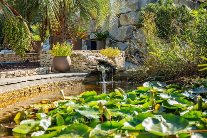 Image No.9-5 Bed House for sale